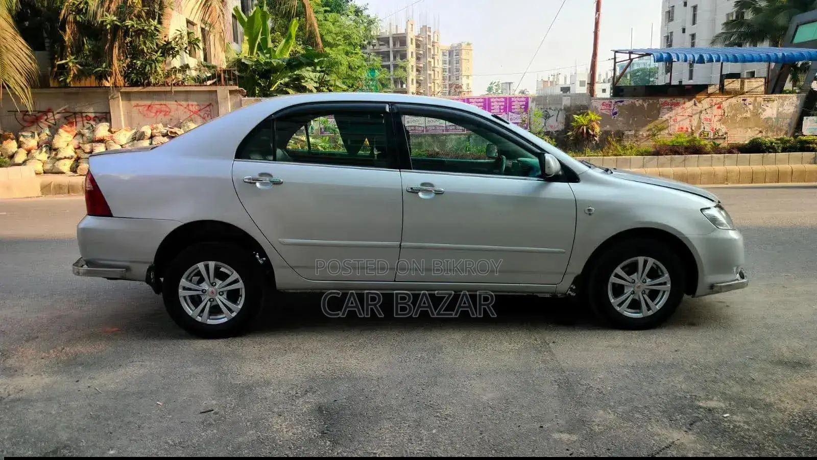 Toyota Corolla Sedan 2004 Silver