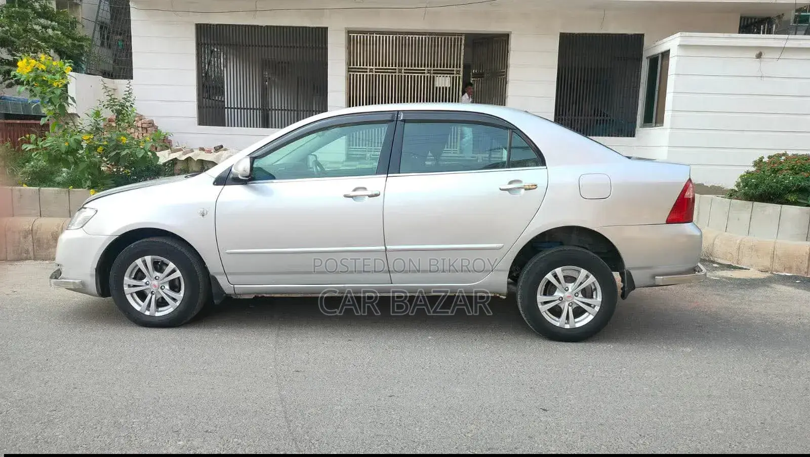 Toyota Corolla Sedan 2004 Silver