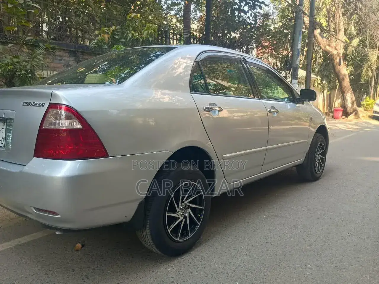 Toyota Corolla Sedan Automatic 2005 Silver
