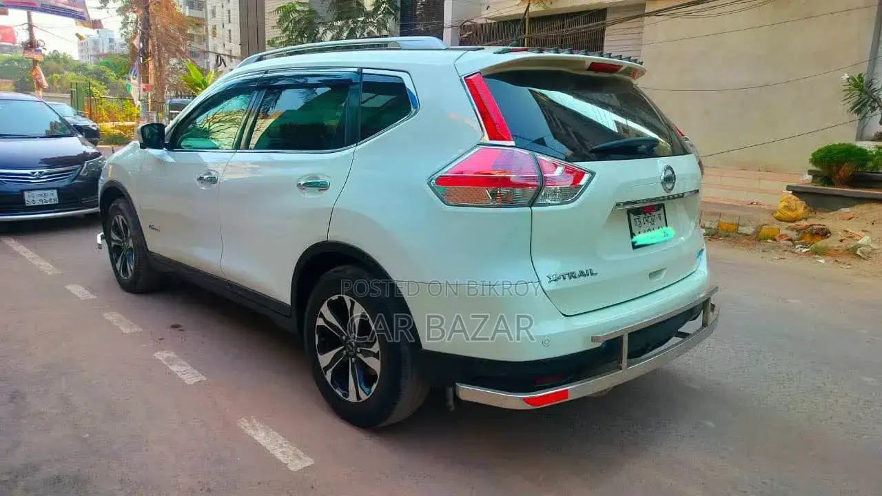 Nissan X-Trail 2.0 Hybrid FWD 2016 Pearl