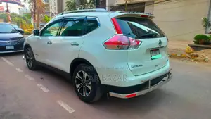 Nissan X-Trail 2.0 Hybrid FWD 2016 Pearl