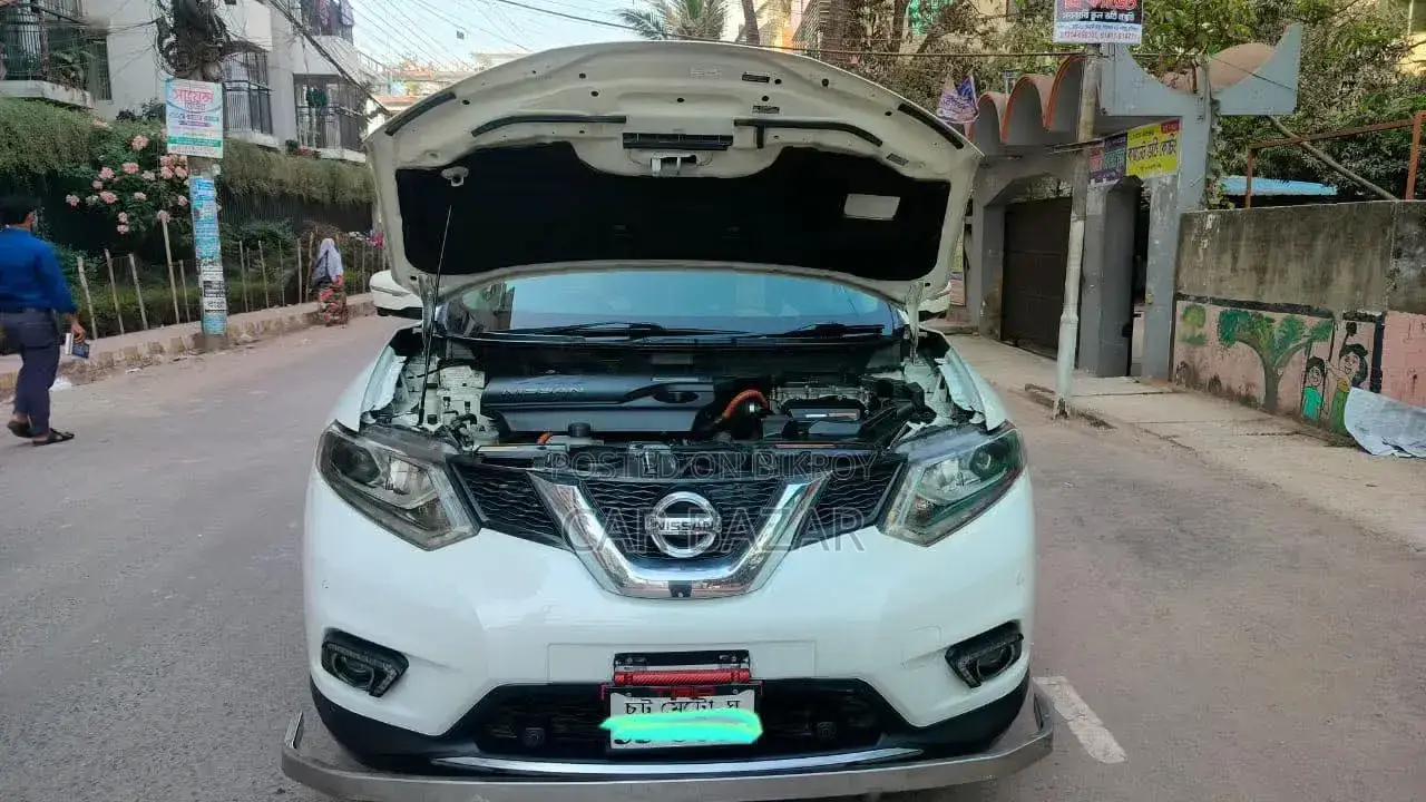 Nissan X-Trail 2.0 Hybrid FWD 2016 Pearl