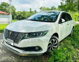 টয়োটা প্রিমিয়ো ১.৫ ফ্রন্ট হুইল ড্রাইভ ২০১৬ পার্ল