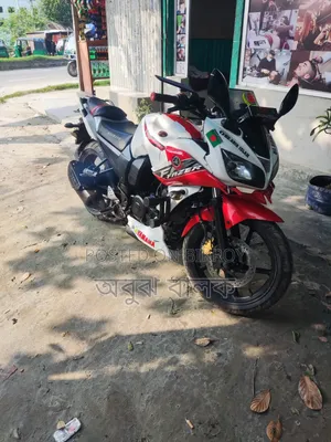 Yamaha FZ 2012 White