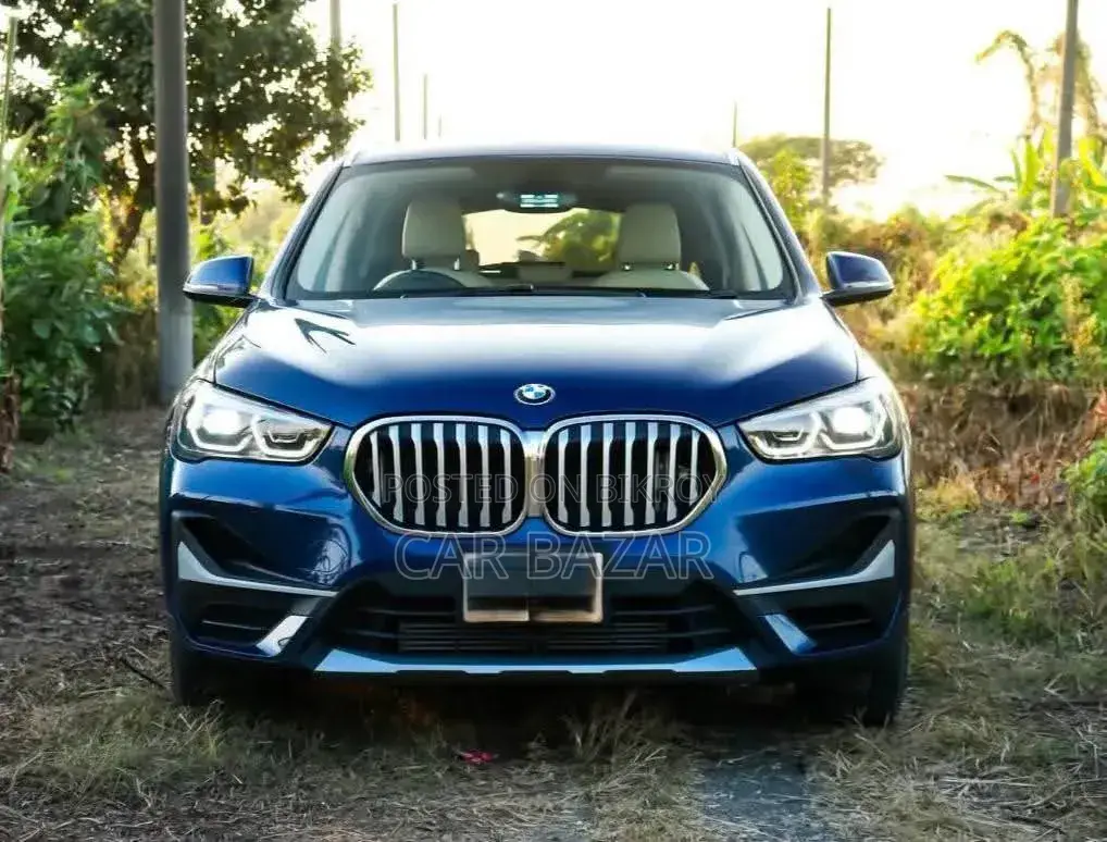 BMW X1 ২০২২ নীল
