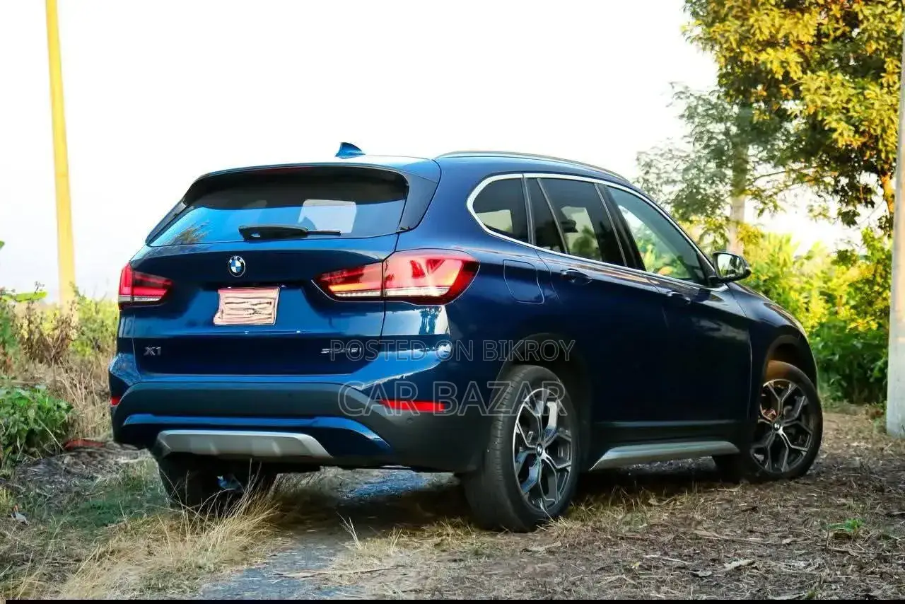 BMW X1 ২০২২ নীল
