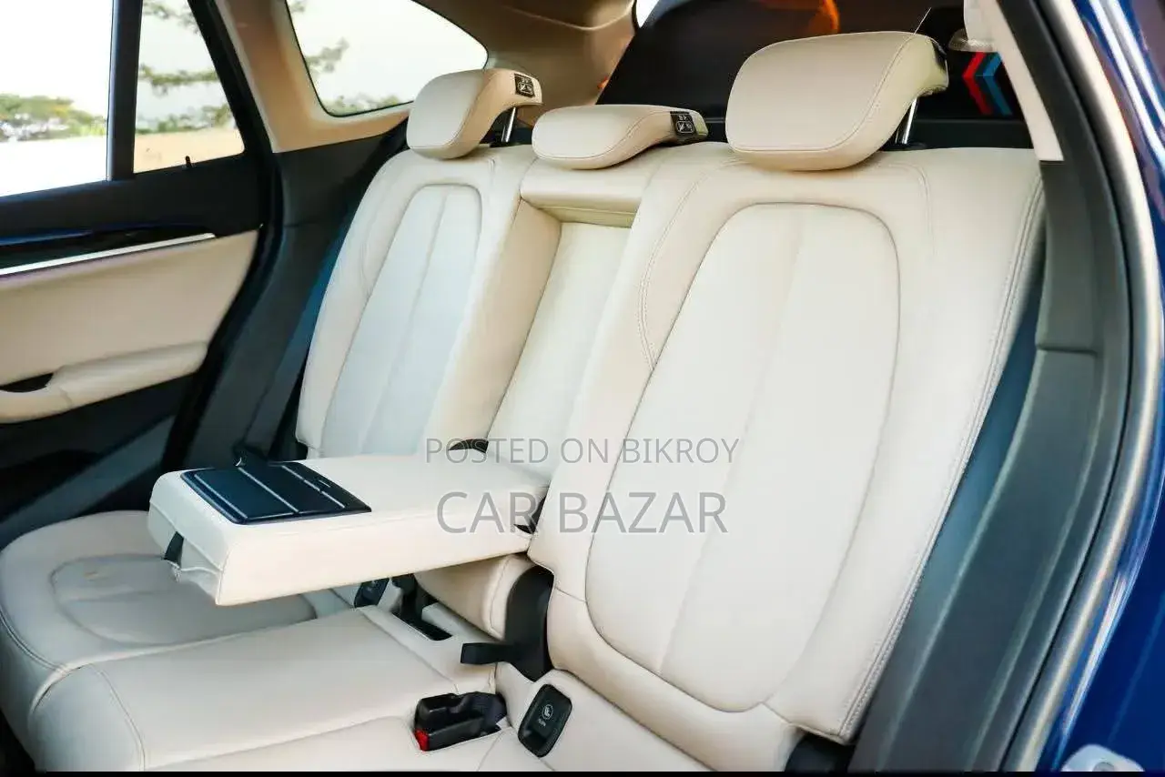 BMW X1 ২০২২ নীল