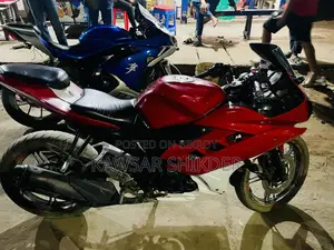 Yamaha YZF-R 2012 Red