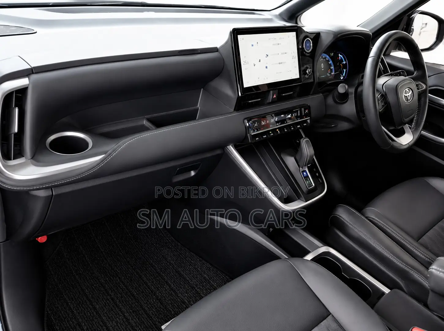Toyota Noah 2023 Pearl