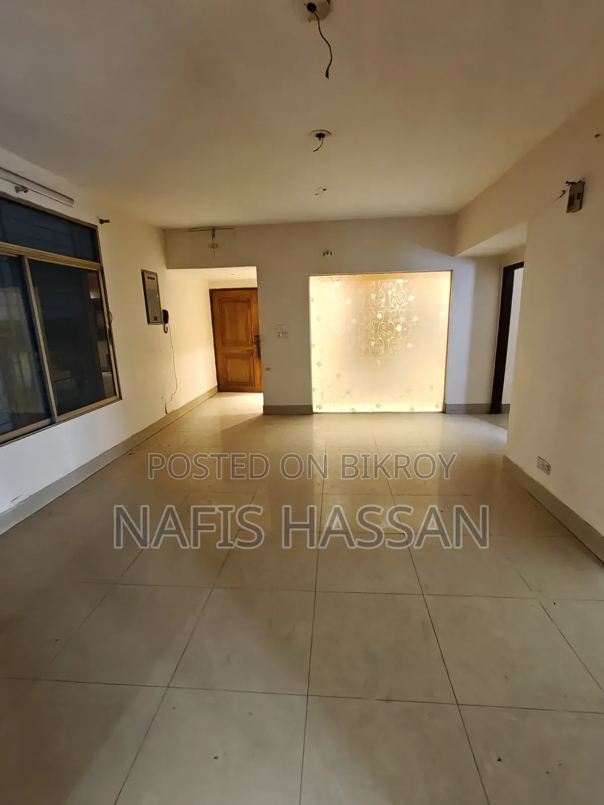 4bdrm Apartment in Khulshi for Sale