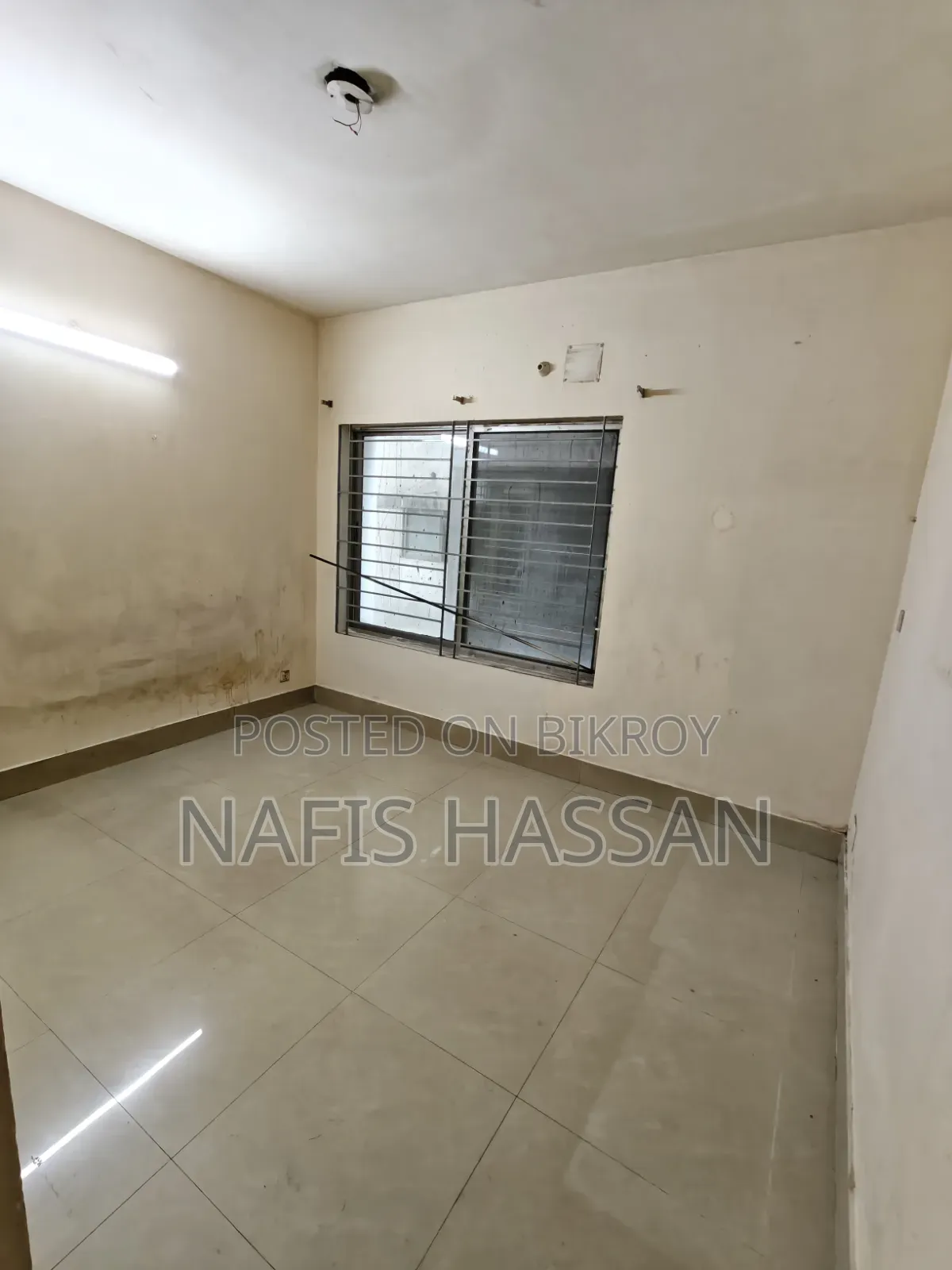 4bdrm Apartment in Khulshi for Sale
