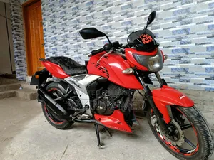 TVS Apache 160 4V 2019 Red