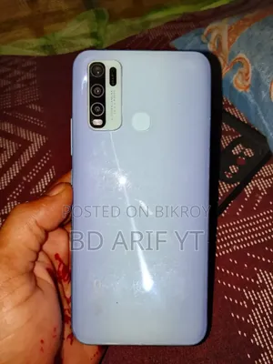 Vivo Y50 128 GB