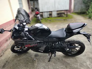 CFMoto 250SR 2025 Black