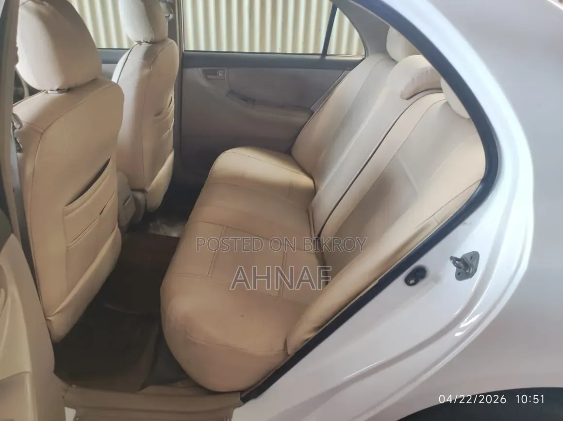 Toyota Corolla 2005 White