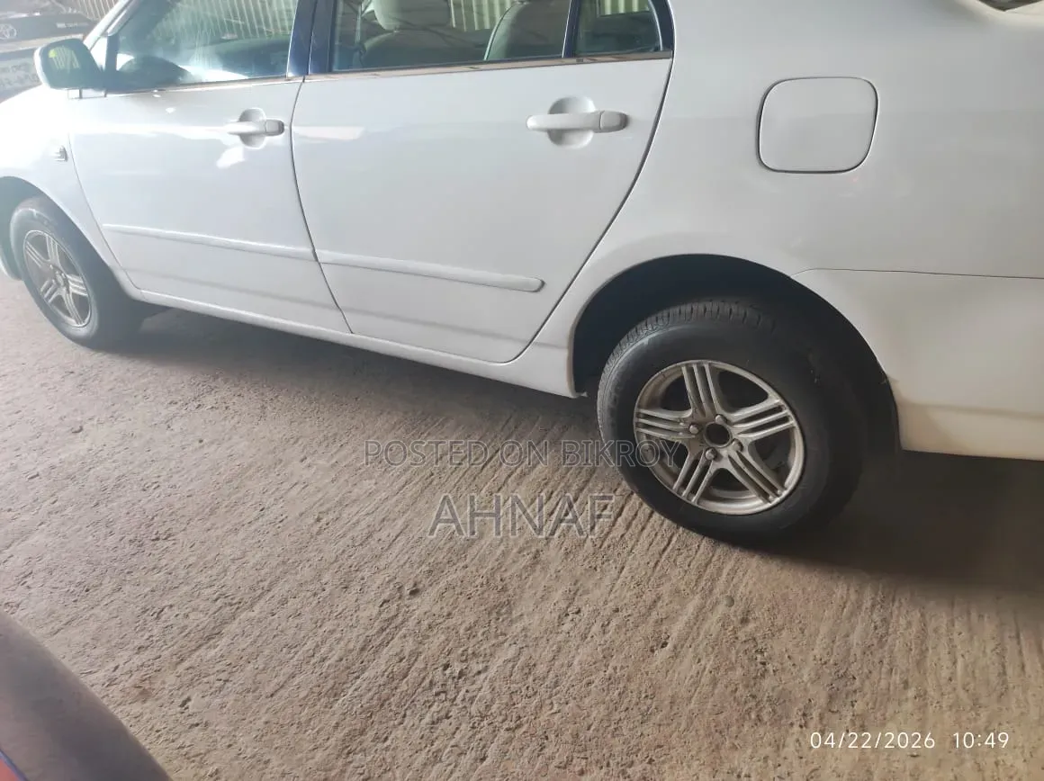Toyota Corolla 2005 White