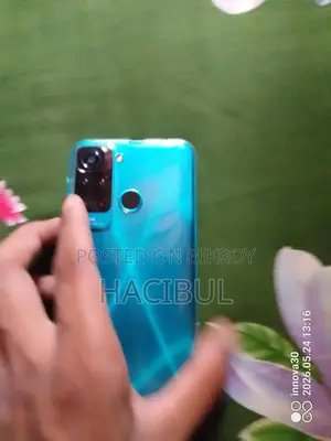 New Vfone 32 GB Blue
