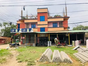 ৪ বেডরুমের বাড়ি বিক্রয় হবে