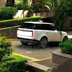 New Land Rover Range Rover Vogue 2024 White