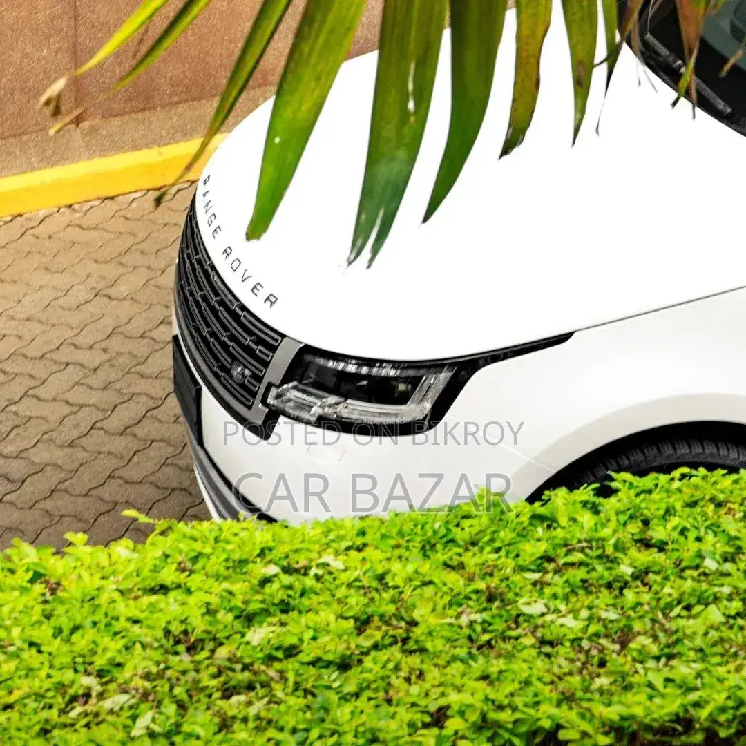 New Land Rover Range Rover Vogue 2024 White