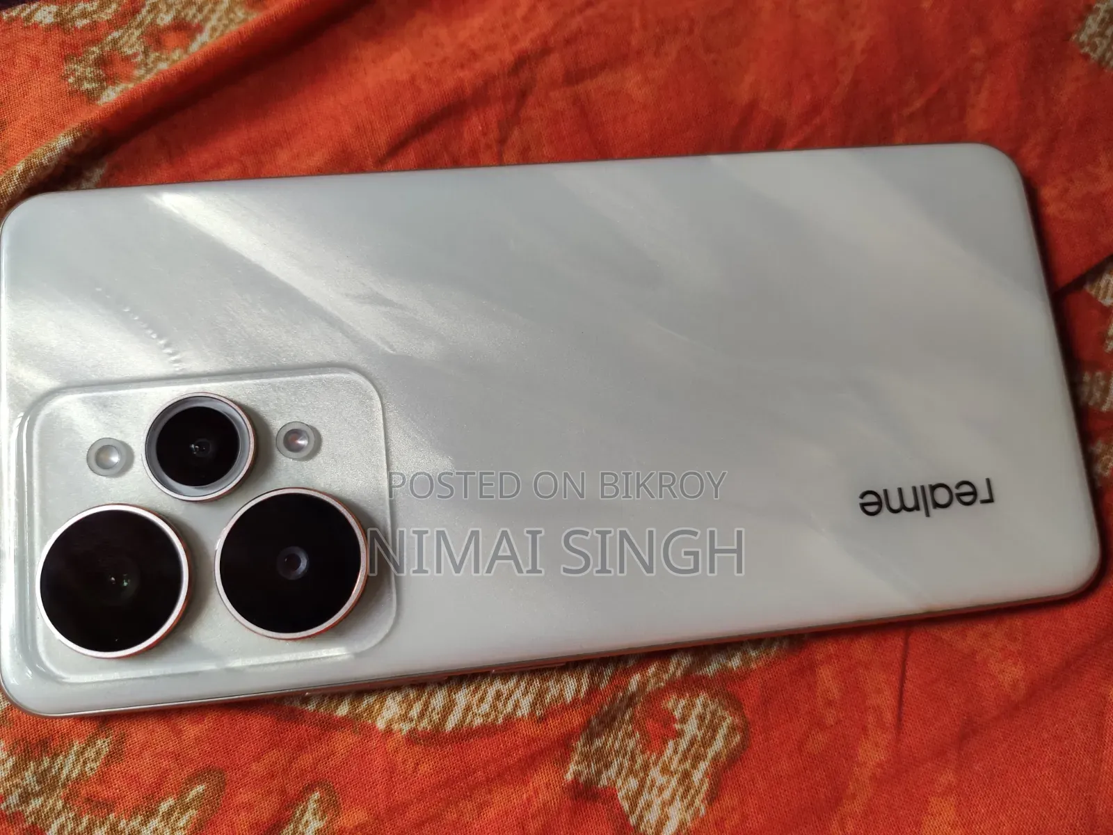 রিয়েলমি ২৫৬ জিবি হোয়াইট