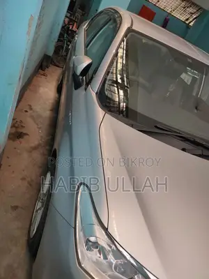 টয়োটা এক্সিও ২০১৫ সিলভার