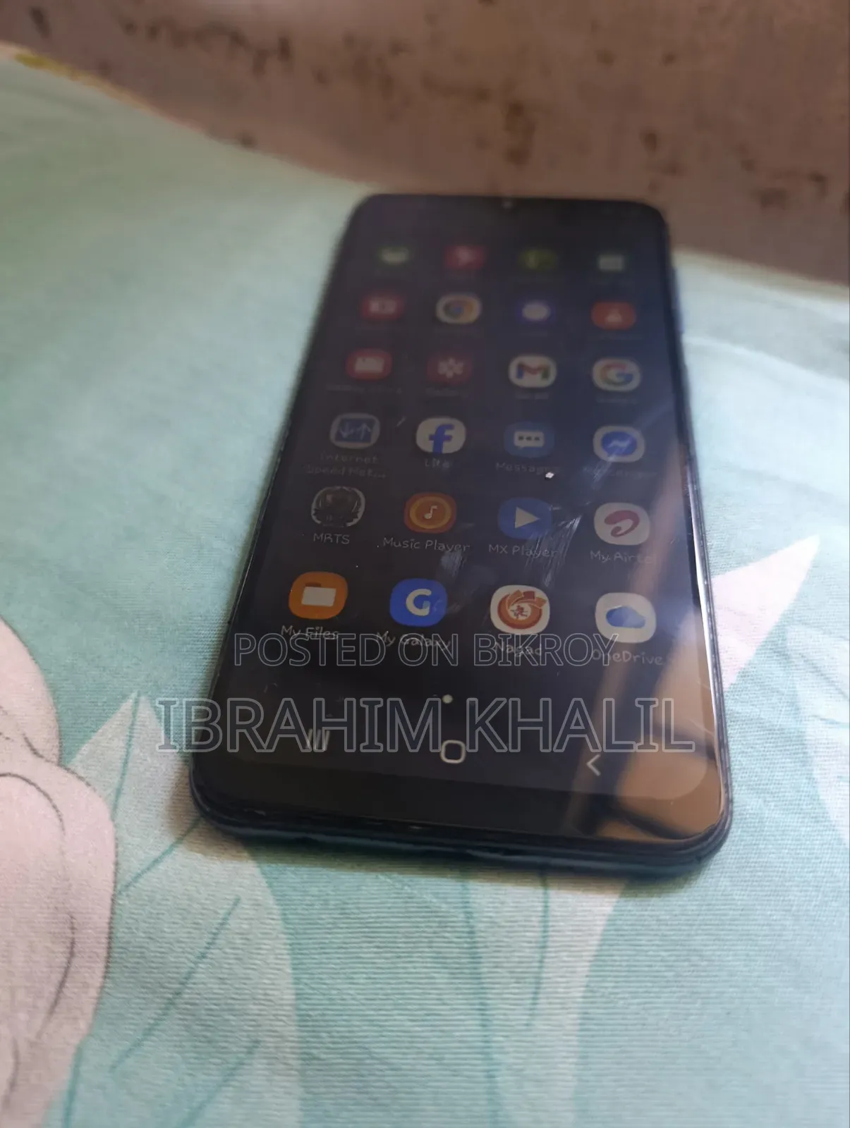 Samsung Galaxy M10 16 GB Black