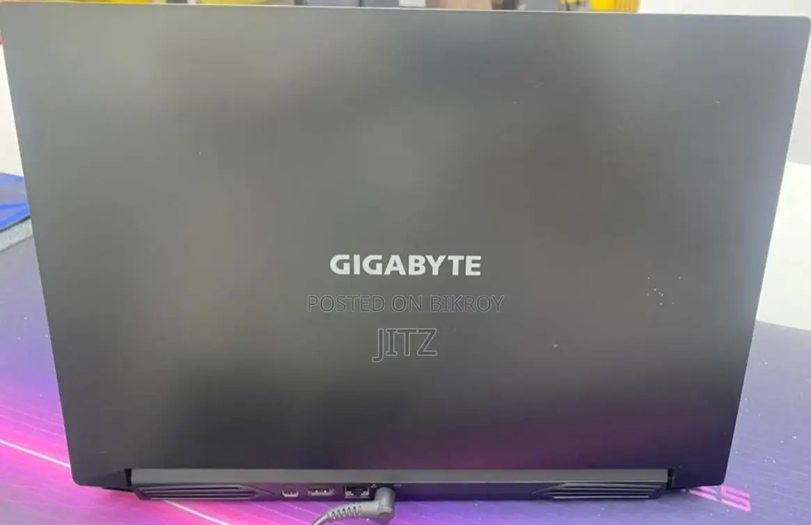 Laptop Gigabyte X5 16GB Intel Core I5 HDD+SSD 1.5T