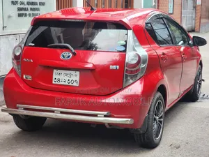 Toyota Aqua 2012 Red