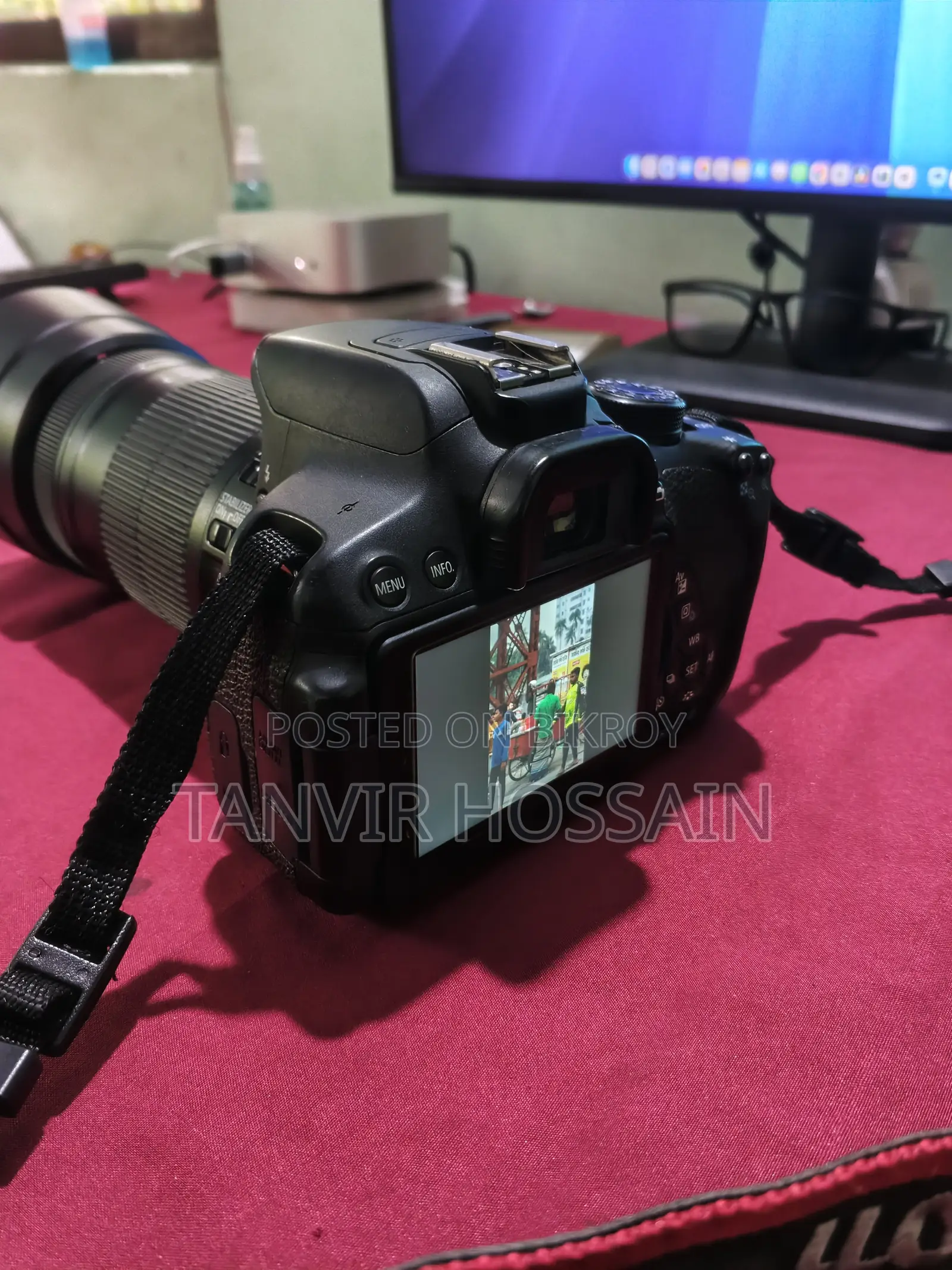 Canon EOS 700D + 55-250mm Lens + 64GB SD Card + 2 Batteries + Bag