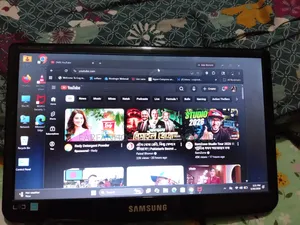 Monitor 16 Inch; Brand - Samsung
