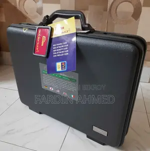 Vintage Goldenman Black Hard Shell Attaché Briefcase (18×12 Inch)