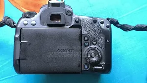 Canon 77d Lens