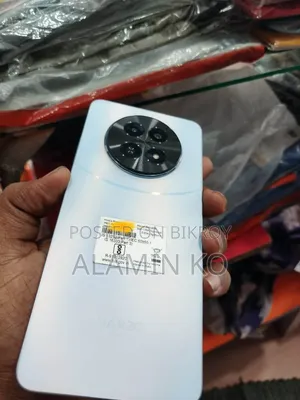 রিয়েলমি ১০ ৫জি ১২৮ জিবি হোয়াইট
