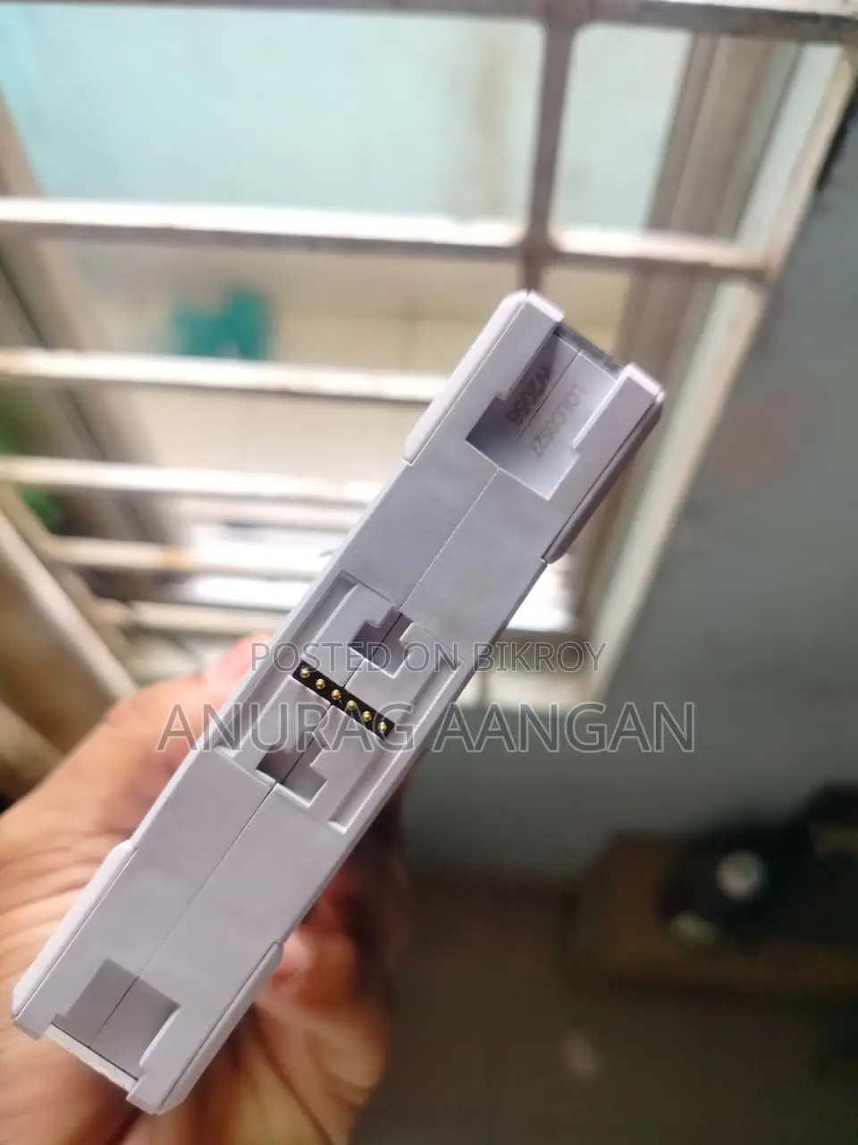 লিয়ান লি ইউনি ফ্যান এসএল-ইনফ ১২০ হোয়াইট