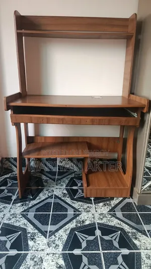 Computer Table