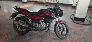 বাজাজ পালসার ১৫০ ২০১৬ লাল