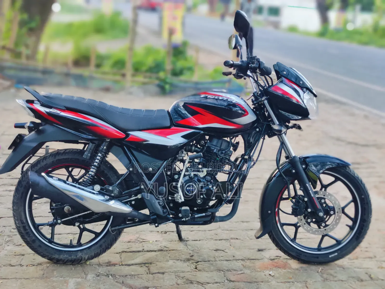Bajaj Discover 125 2025 Black