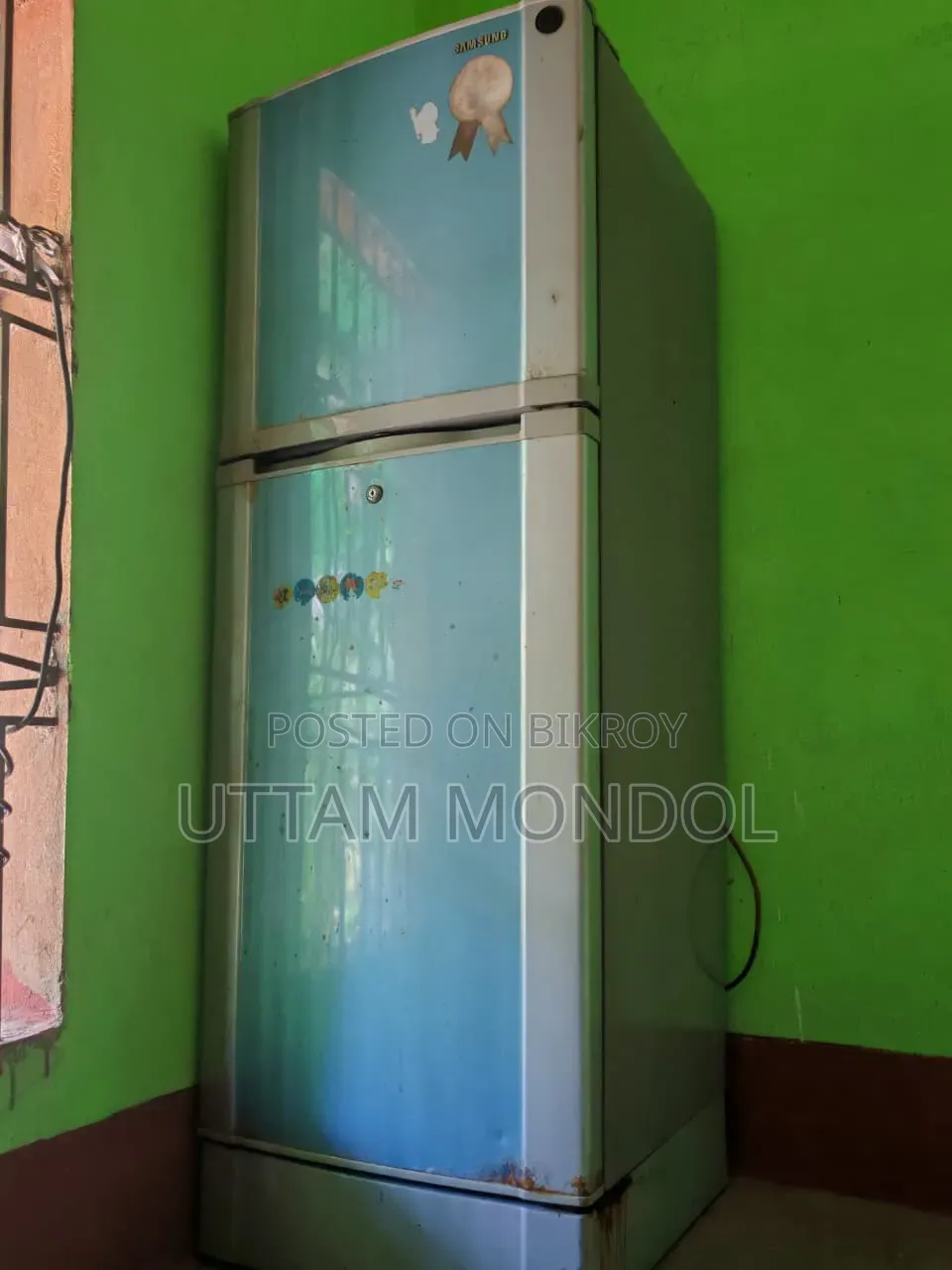 Samsung Refrigerator (180L)