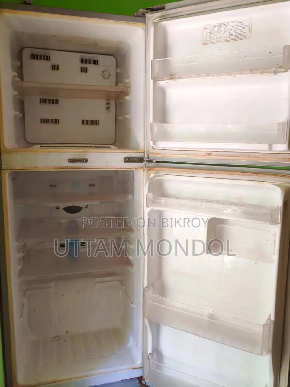 Samsung Refrigerator (180L)