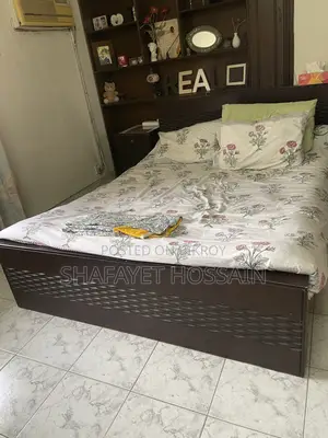 Double Bed With One Side Table