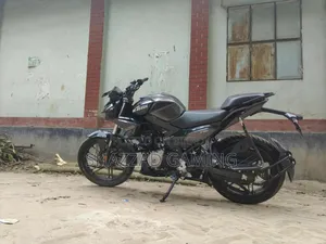 Hero Xtreme 125R 2025 Black