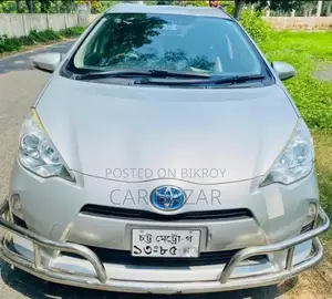 Toyota Aqua G 2014 Silver