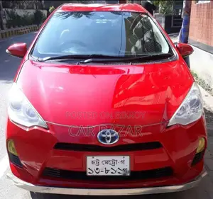 Toyota Aqua S 2014 Red