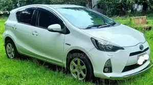 Toyota Aqua 2013 White