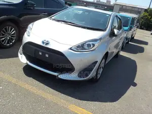 Toyota Aqua 2020 Silver