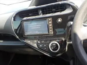 Toyota Aqua 2020 Silver
