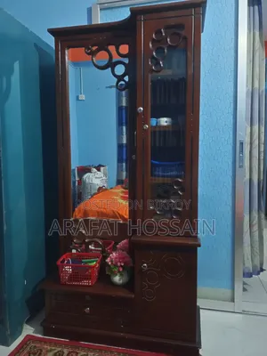 সোফা সেট (২ সিটার, ২ টি সিঙ্গেল সিটার)