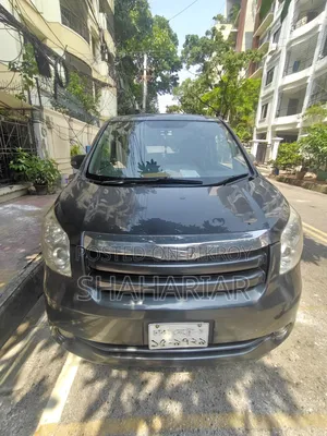 Toyota Voxy 2010 Black