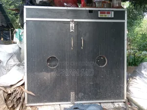 Egg Hatching Machine (Incubator)